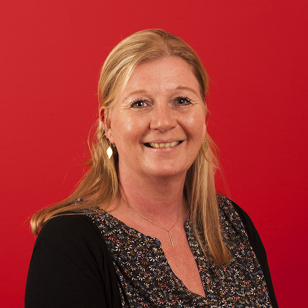 Liesbeth van der Pouw